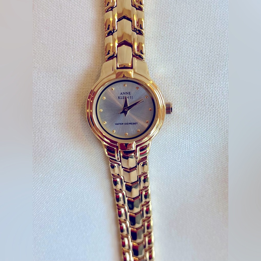 Anne Klein II Gold Quartz Women's Watch - Picture 4 of 16